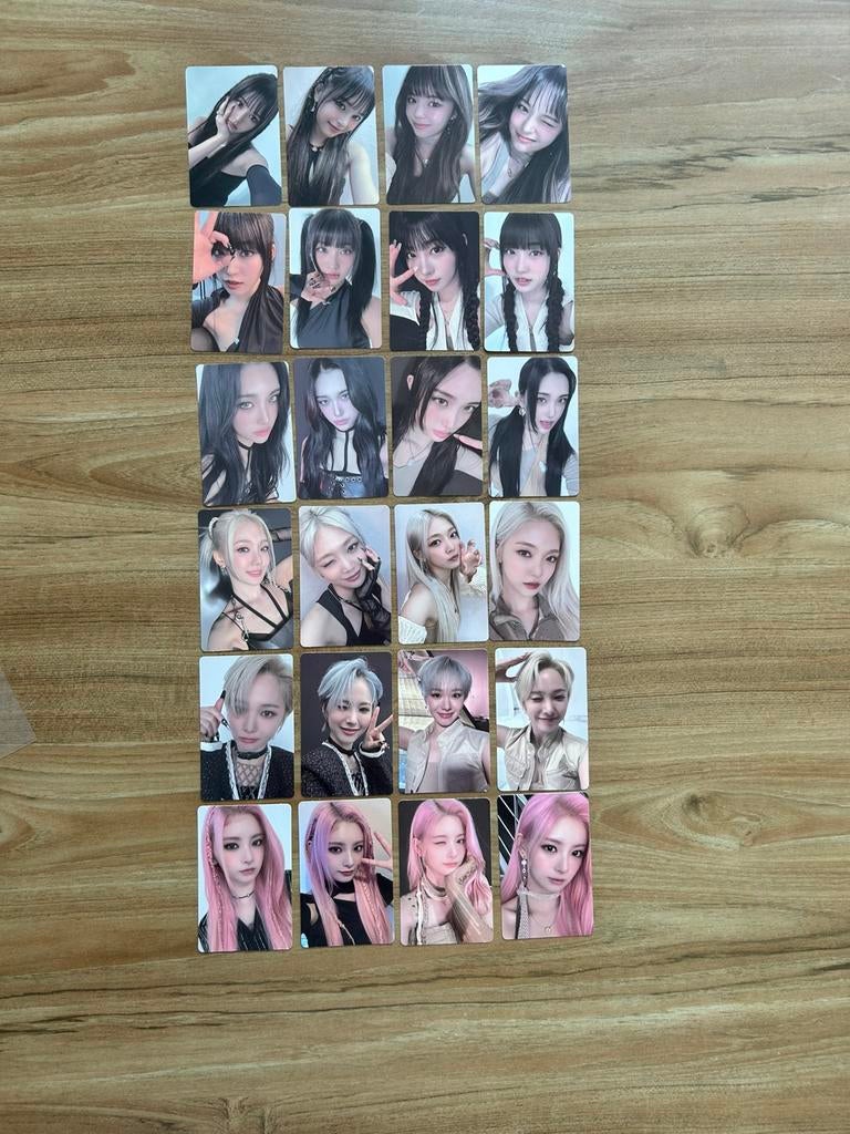 Everglow Photocards, Ophalen of Verzenden, Zo goed als nieuw, A1 t/m A3, Film en Tv