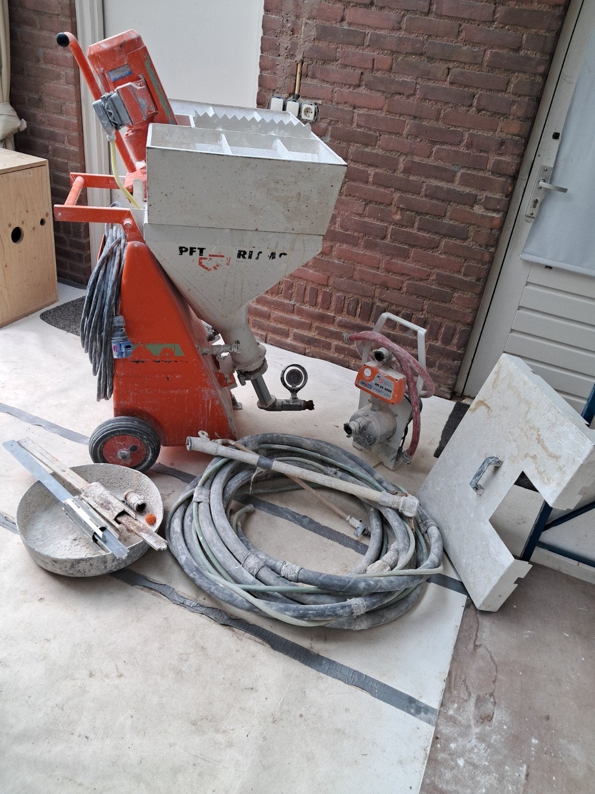 PFT Ritmo M pleistermachine met accessoires, Ophalen, Gebruikt