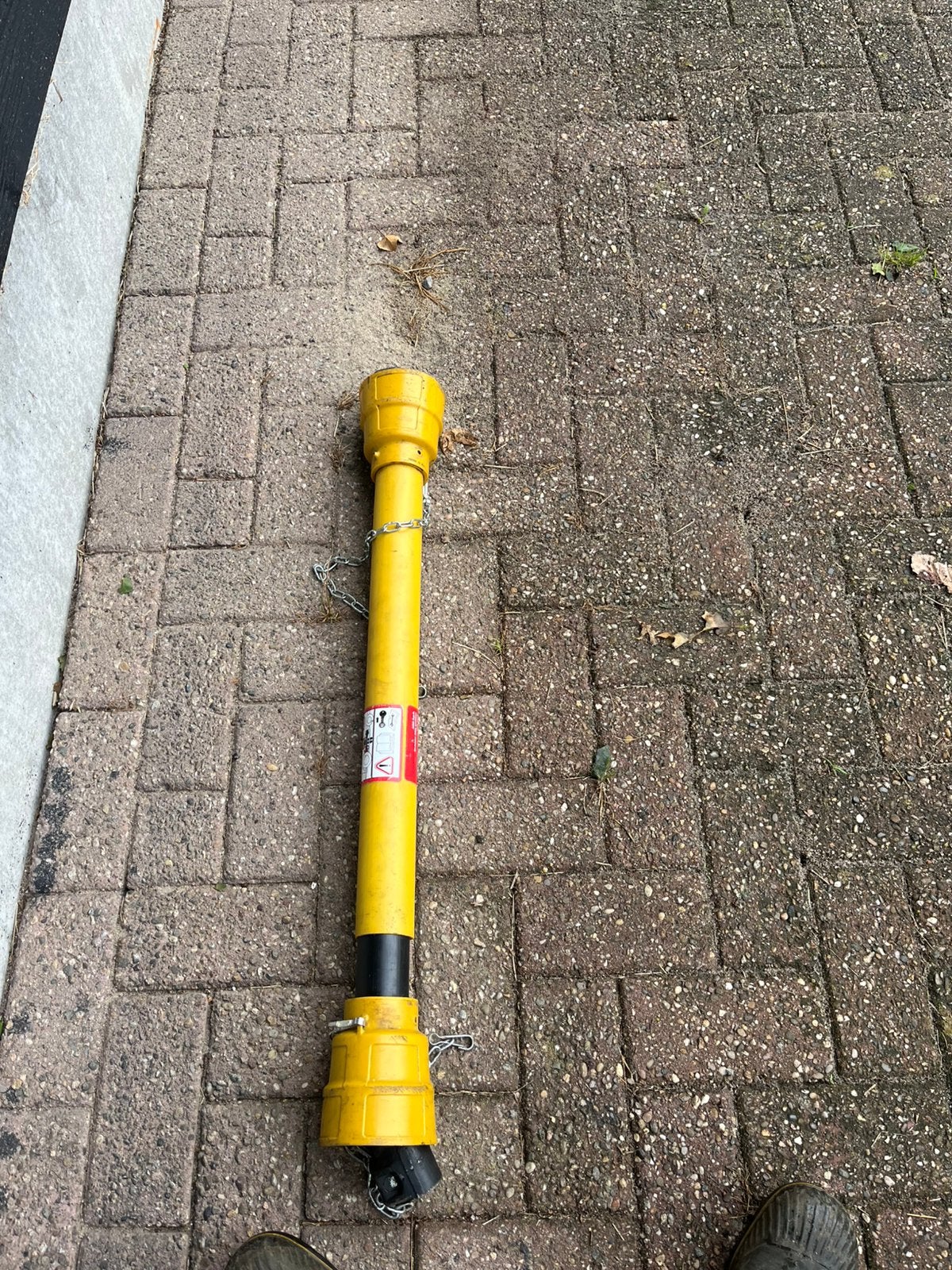Te koop zo goed als nieuwe aftakas, Ophalen, Zo goed als nieuw