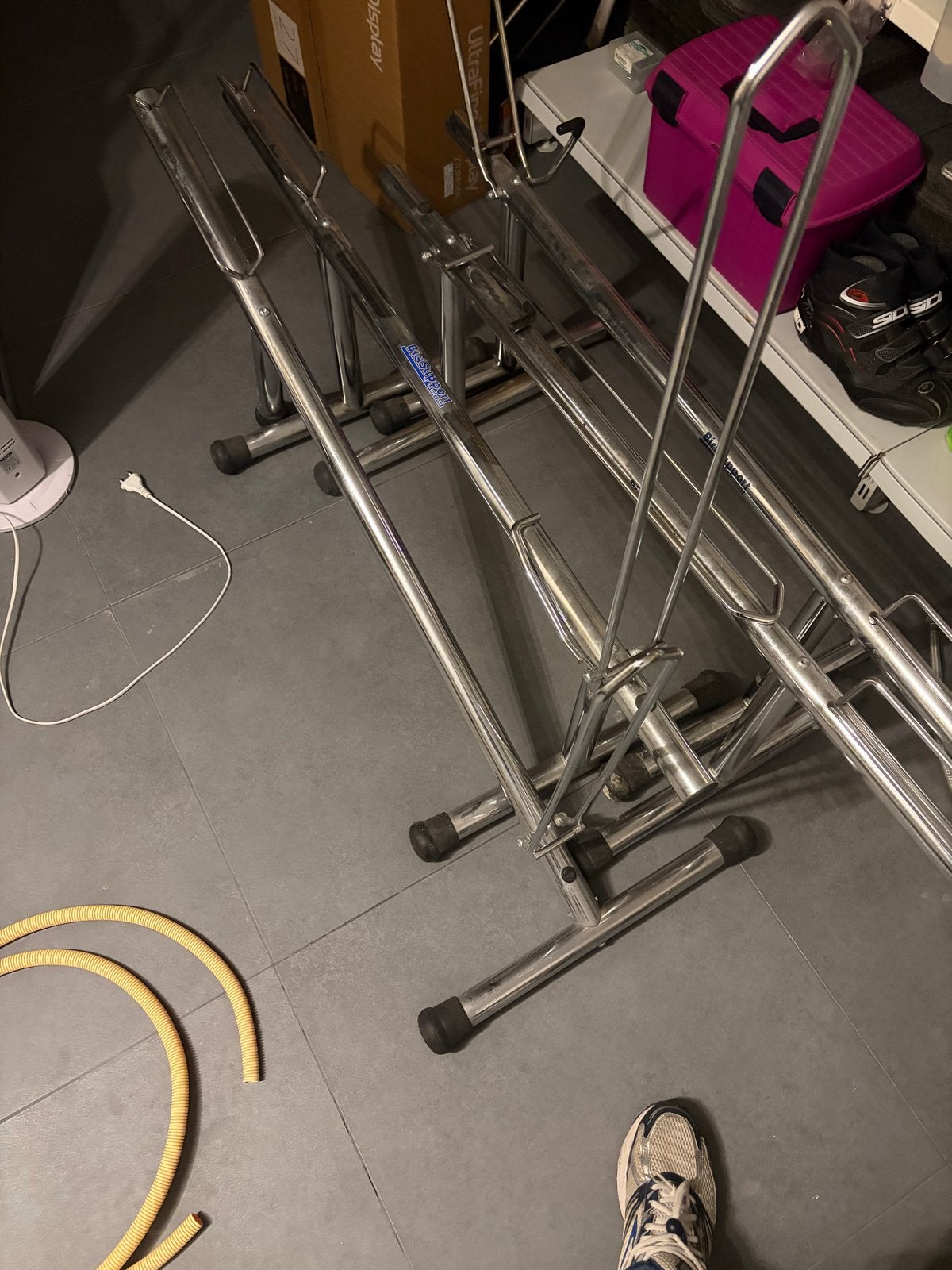 Bici support fietsstandaard - Netjes, oppoetsen, Ophalen, Gebruikt