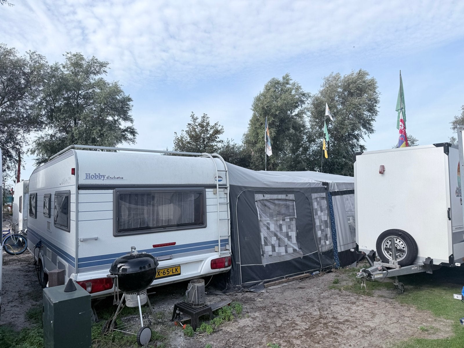 Hobby 560 Exclusive Caravan met Voortent en Airco, Caravans en Kamperen, Rondzit, Hobby, Airco, Particulier