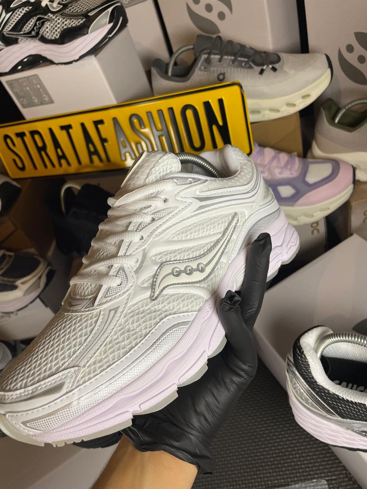 Saucony Wit, Ophalen of Verzenden, Nieuw, Wit, Sportschoenen