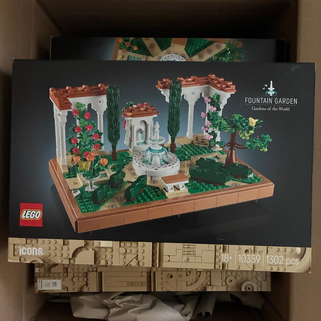 LEGO 10359 Tuin met fontein - NIEUW/SEALED, Lego, Nieuw, Ophalen of Verzenden, Icons