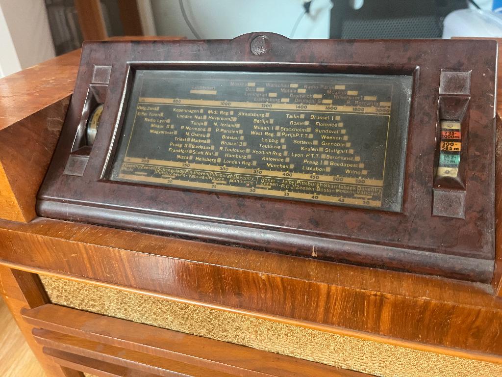 antieke phillips radio model 695 A, Antiek en Kunst, Ophalen