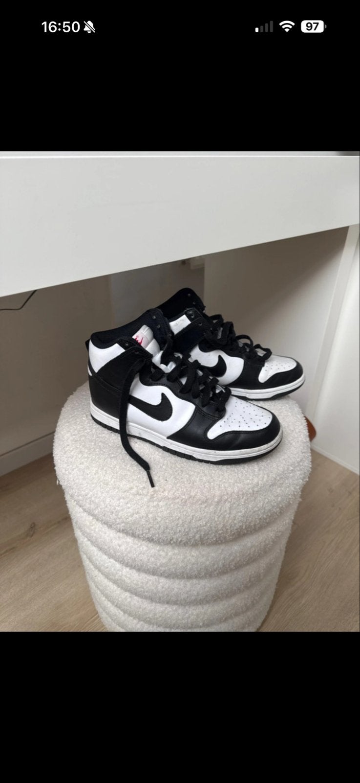 Nike Dunk High Panda - Zo goed als nieuw, Ophalen of Verzenden, Zo goed als nieuw, Zwart, Sneakers of Gympen