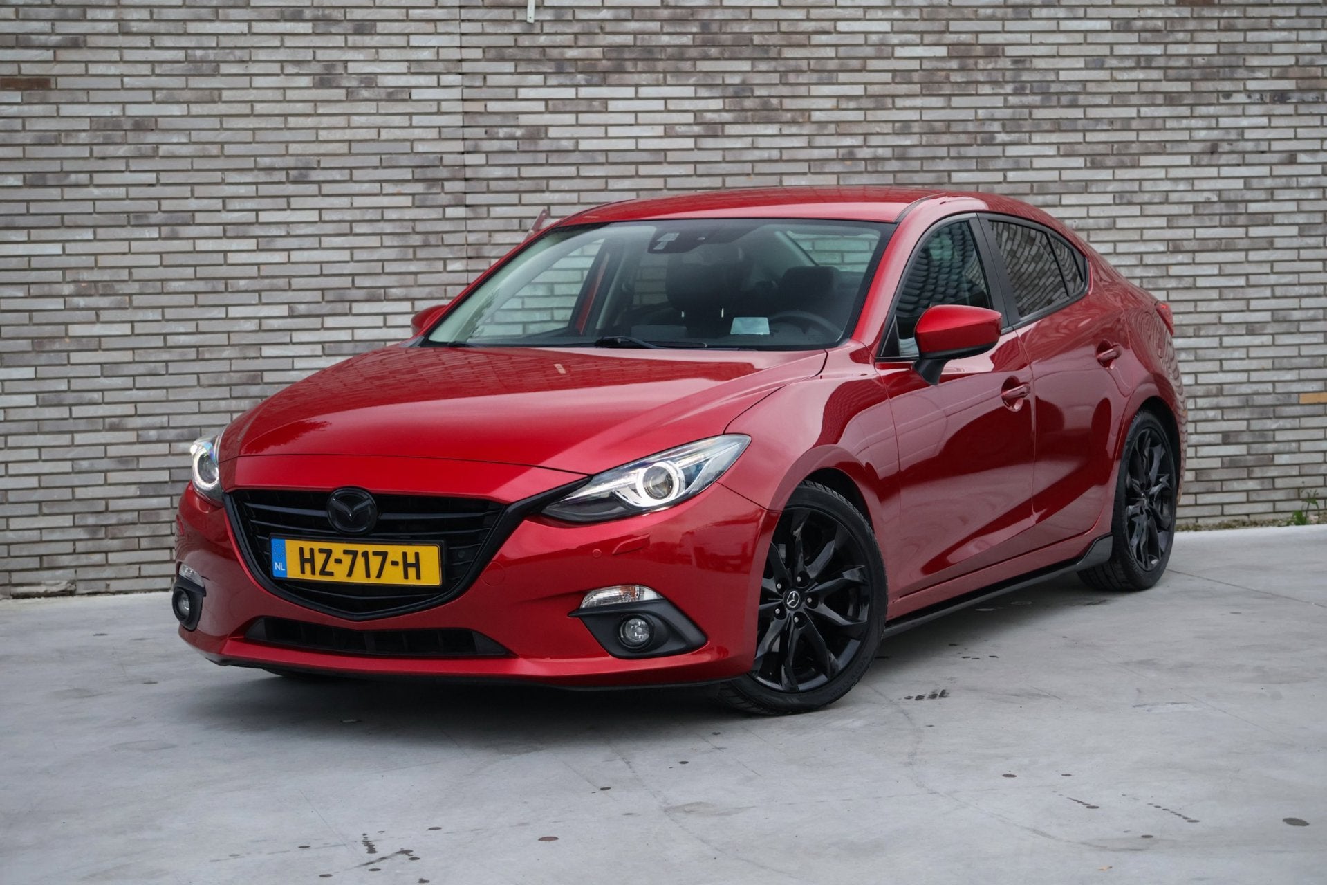 Mazda 3 2.0 GT-M * LEER * BOSE * PDC * HEAD UP DISPLAY * STO, Auto's, Voorwielaandrijving, Dealer onderhouden, Gebruikt, 4 cilinders