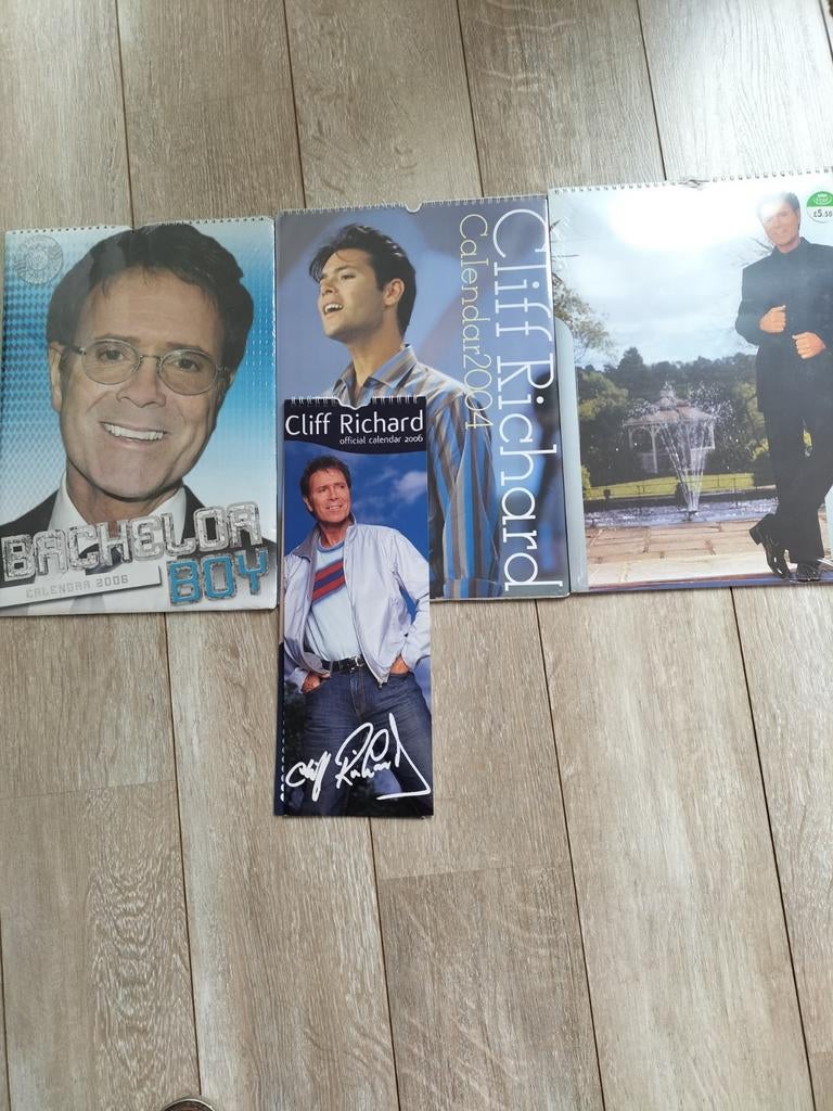 Jaarkalenders Cliff Richard, Verzamelen, Ophalen of Verzenden, Nieuw, Foto of Kaart