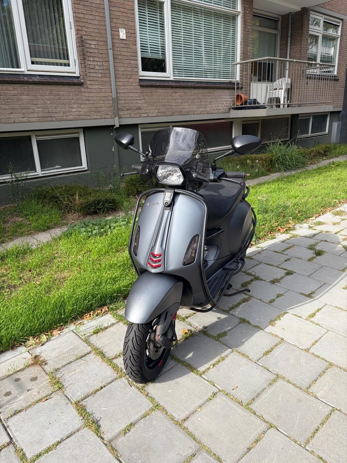 Te koop Vestpa Sprint 2018, Fietsen en Brommers, Scooters | Vespa, Ophalen, Gebruikt, Benzine