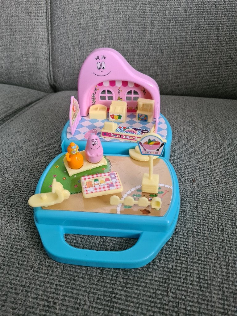 Barbapapa soort polly pocket huis huisje met poppetjes, Verzenden, Zo goed als nieuw, Nvt, Nvt