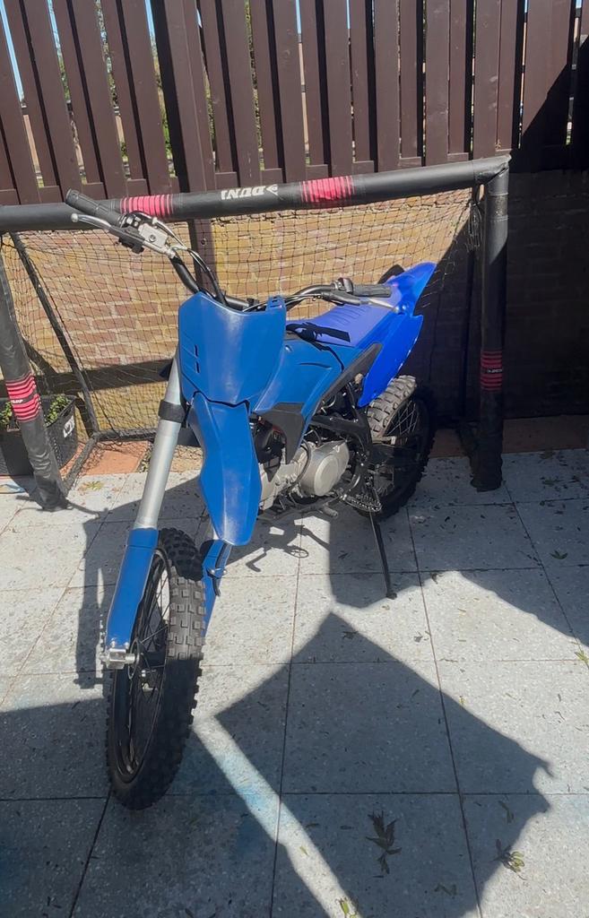 Apollo thunder 125cc, Fietsen en Brommers, Overige merken, Zo goed als nieuw, 4 versnellingen, 125 cc