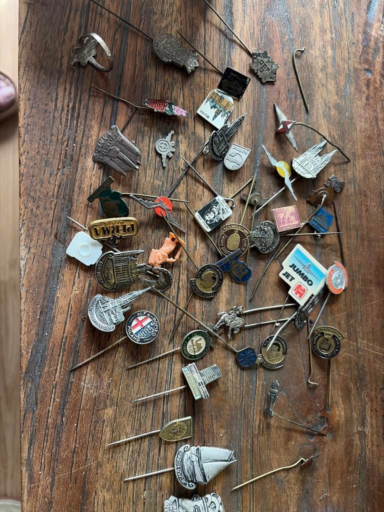 Lot vintage retro speldjes - Diverse onderwerpen, Ophalen of Verzenden, Gebruikt, Overige onderwerpen, Speldje of Pin