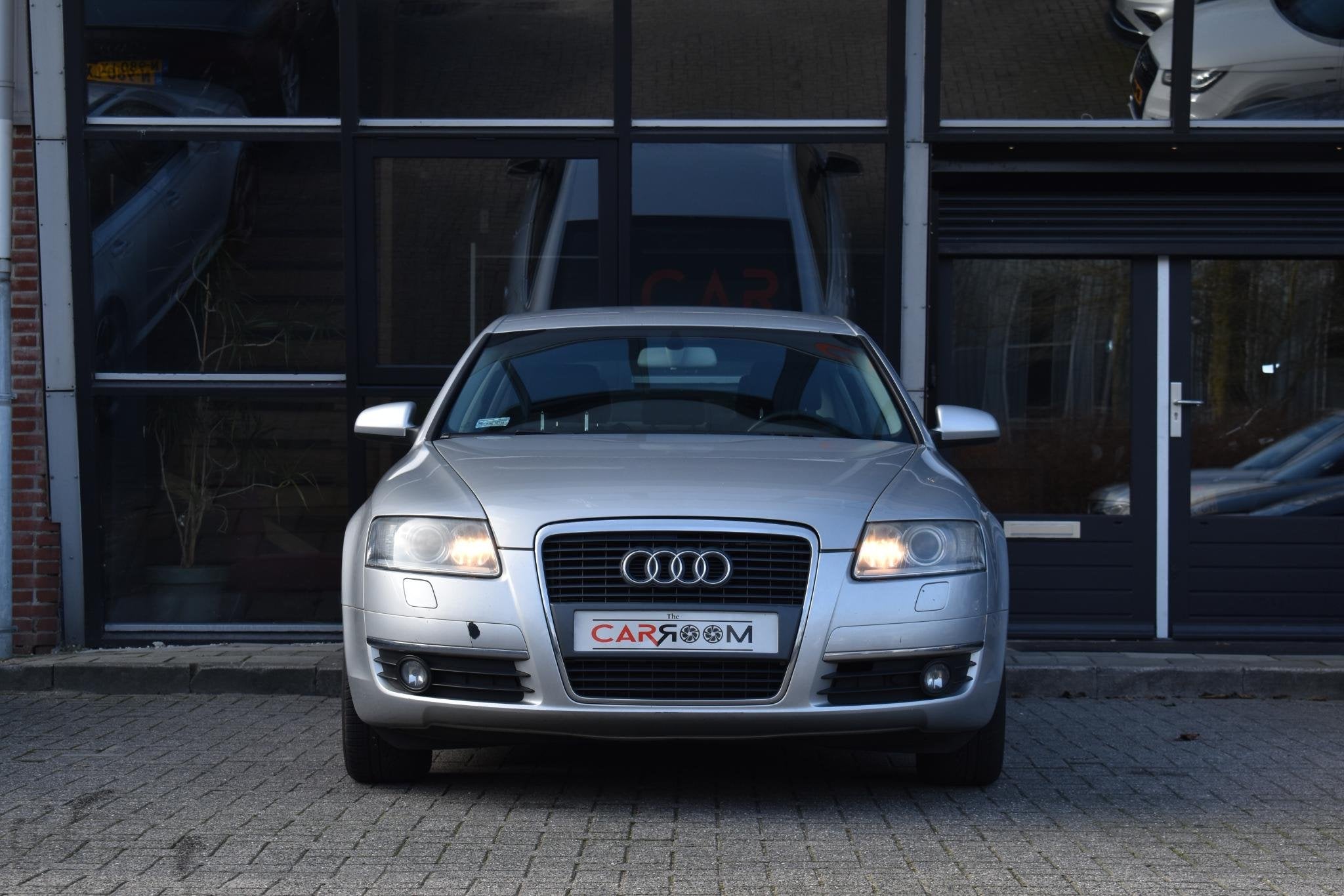 Audi A6 Limousine 2.4 Pro Line Business Cruise Trekhaak, Auto's, Audi, Dealer onderhouden, Stof, Gebruikt, Huisgarantie