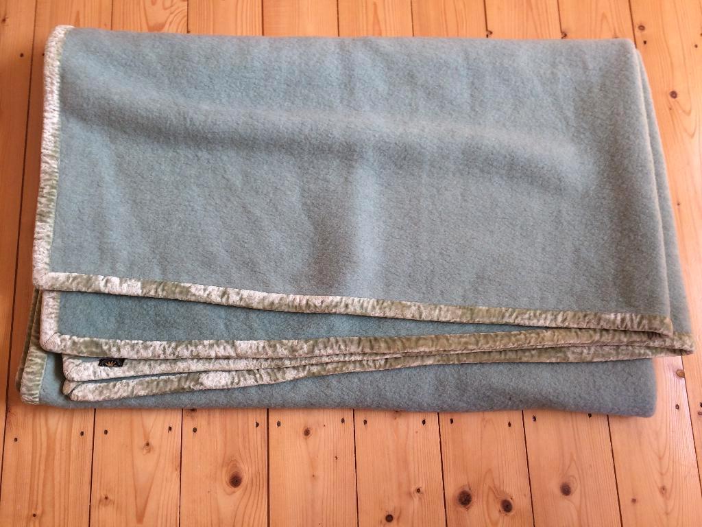 pastelgroen groene ouderwetse dikke grote deken plaid, Gebruikt, Tweepersoons, Ophalen of Verzenden, Deken of Dekbed