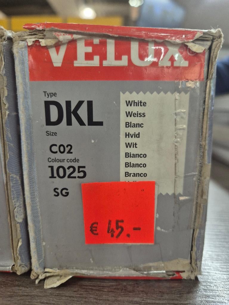 Velux rolgordijn, Ophalen, Blauw, Nieuw, 50 tot 100 cm