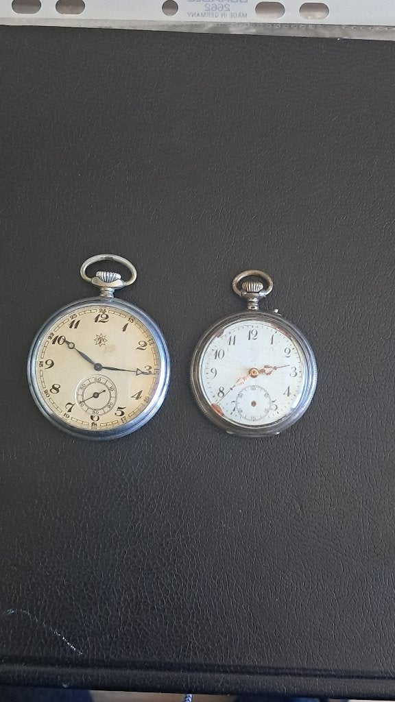 Twee zakhorloges 1 x zilver, Ophalen of Verzenden, Zilver