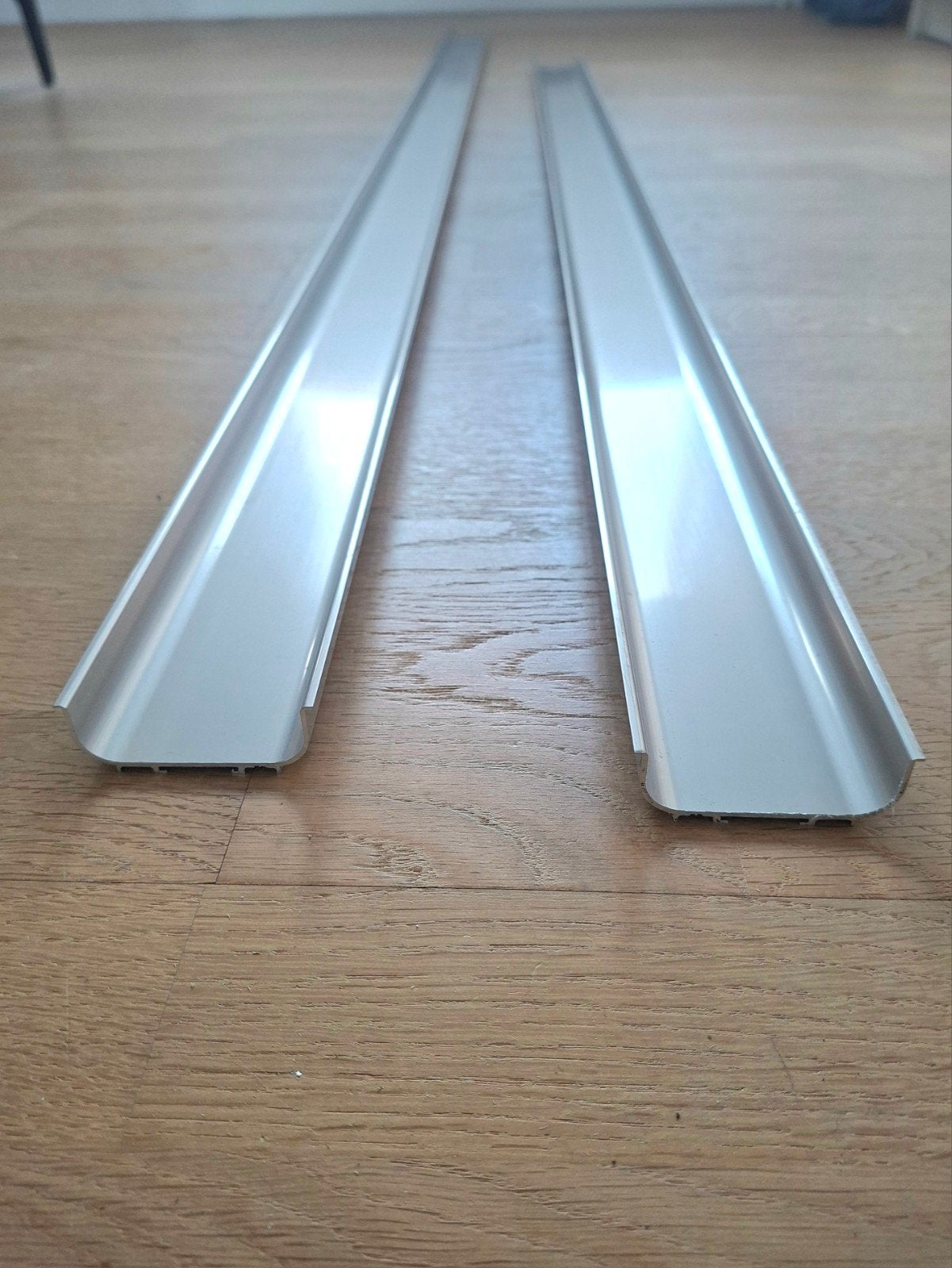 2x aluminium C-profiel zilver mat - 1370mm en 1780mm, Ophalen, Gebruikt, Aluminium