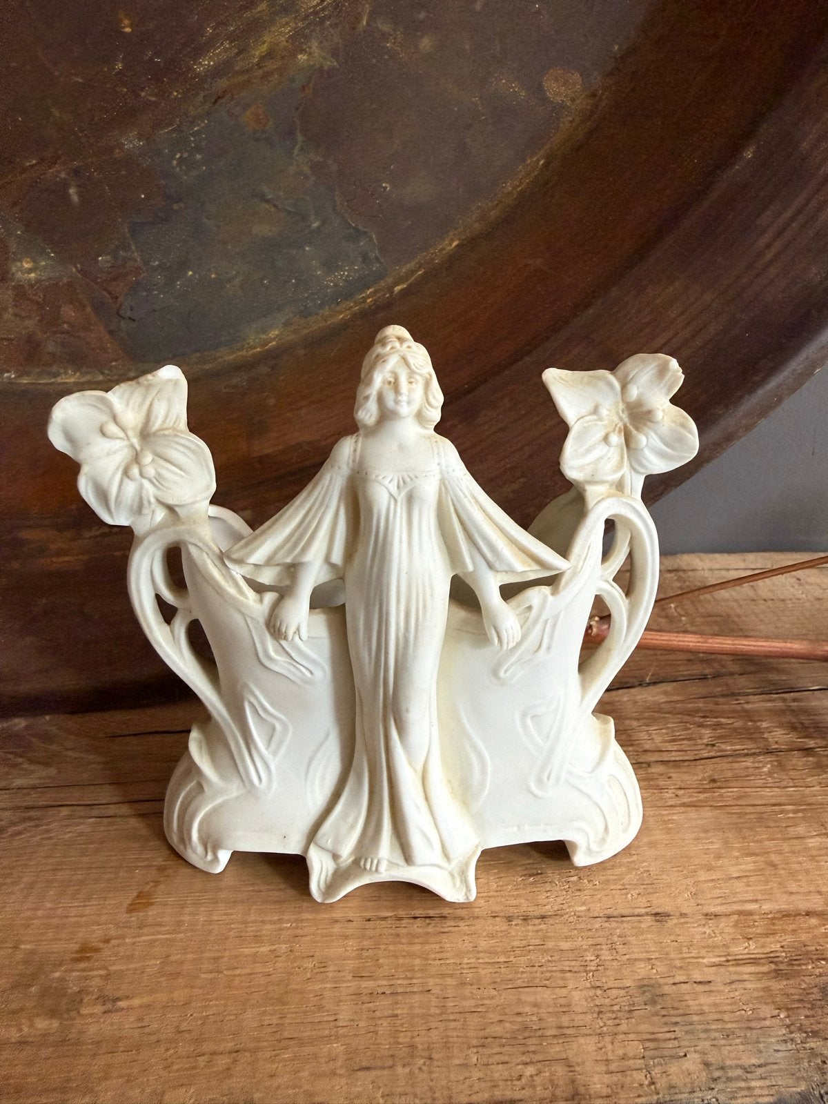 Art Nouveau Stijl Vrouw potje van biscuit porselein., Antiek en Kunst, Ophalen of Verzenden