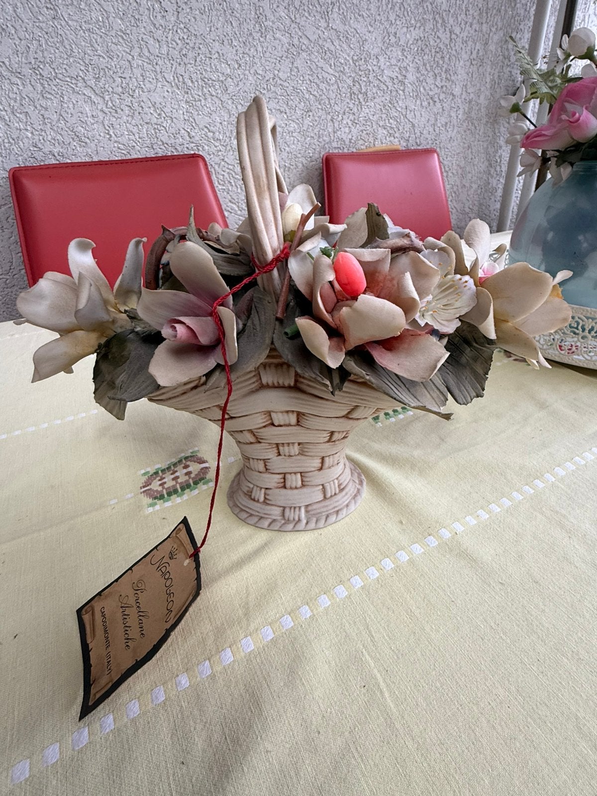 Mooi porselein handwerk capo di monte  ,, Ophalen