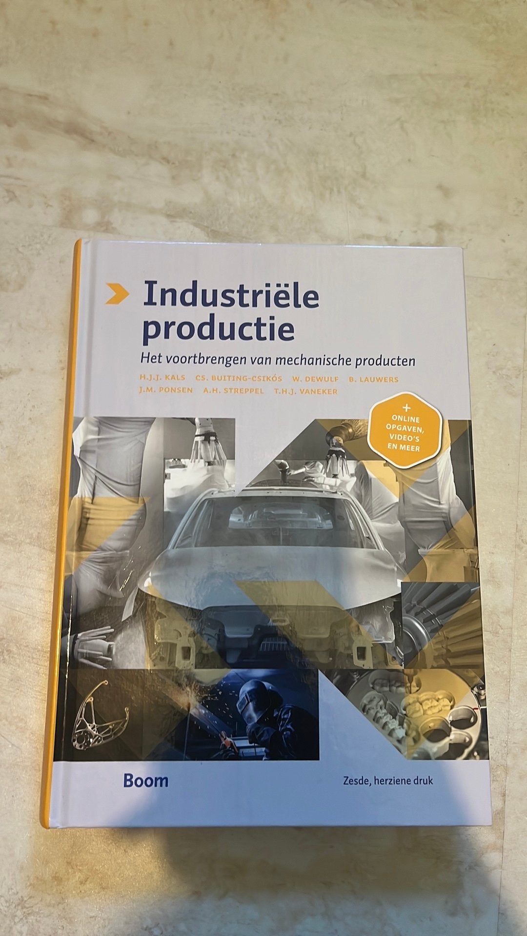 Industriële productie 6e druk, Ophalen of Verzenden, Zo goed als nieuw