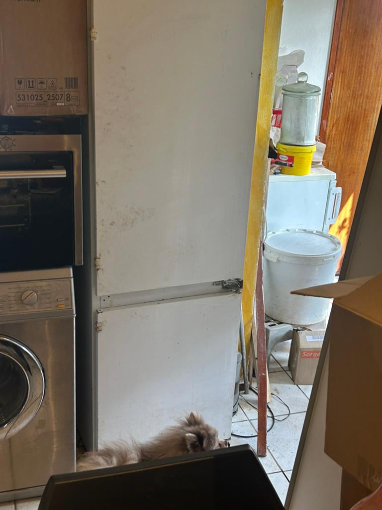 Koelvriescombinatie, Witgoed en Apparatuur, Koelkasten en IJskasten, 200 liter of meer, Met aparte vriezer, Zo goed als nieuw