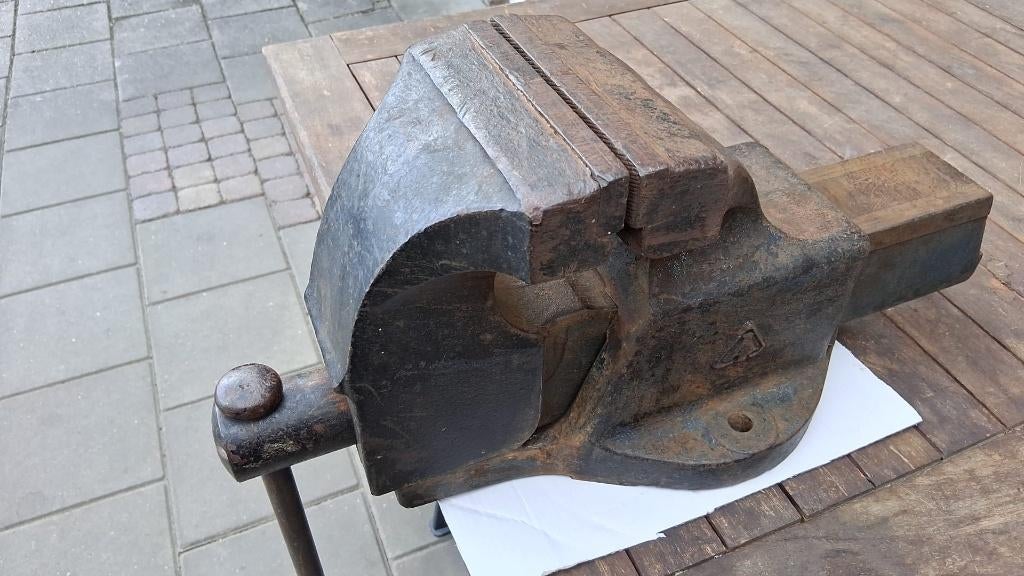 grote zware bankschroef Hemklem, Doe-het-zelf en Verbouw, Werkbanken, Ophalen of Verzenden, Gebruikt, Bankschroef