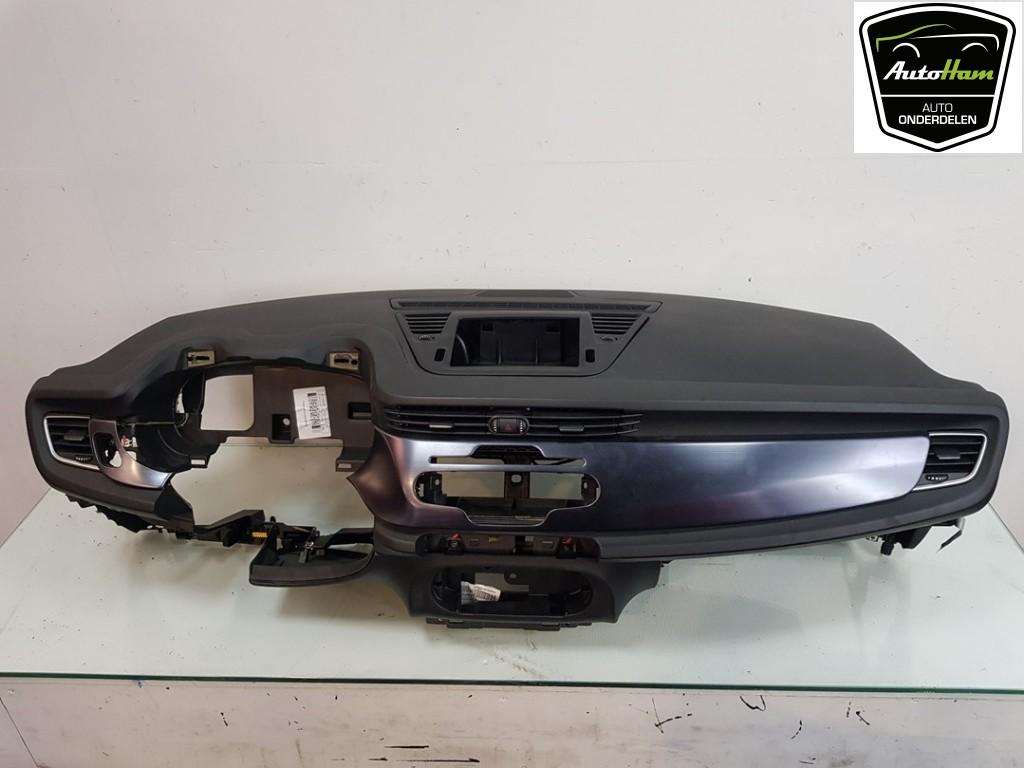 Airbag Set + Dashboard Alfa Romeo Giulietta (940) 156106834, Stellantis Europe S.p.A, Gebruikt, IPC D1-09 Bahnhofsplatz, Rüsselsheim am Main 65423, , Duitsland