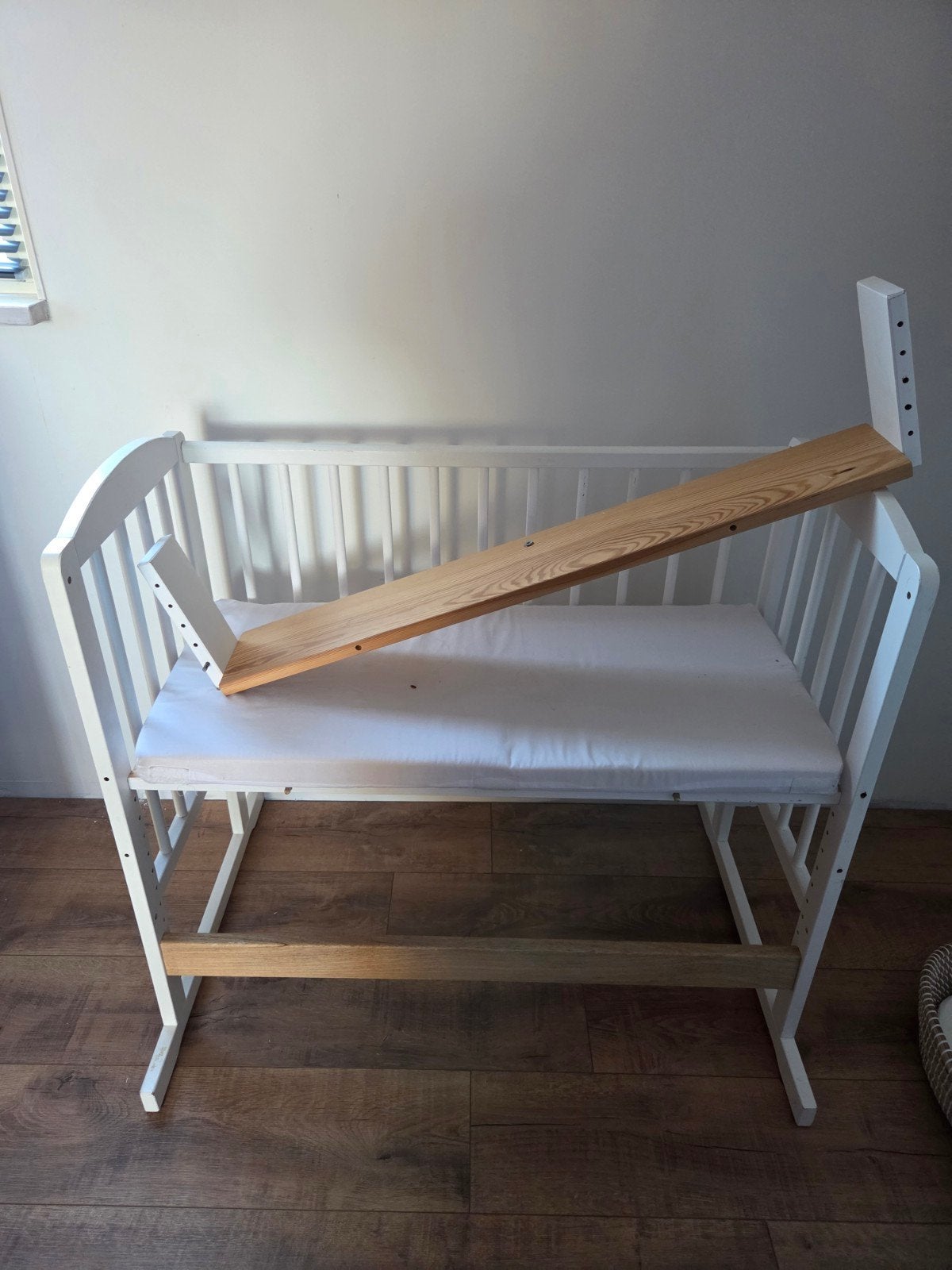 Houten co sleeper/wiegje met matras, Kinderen en Baby's, Ophalen, Gebruikt, Wieg