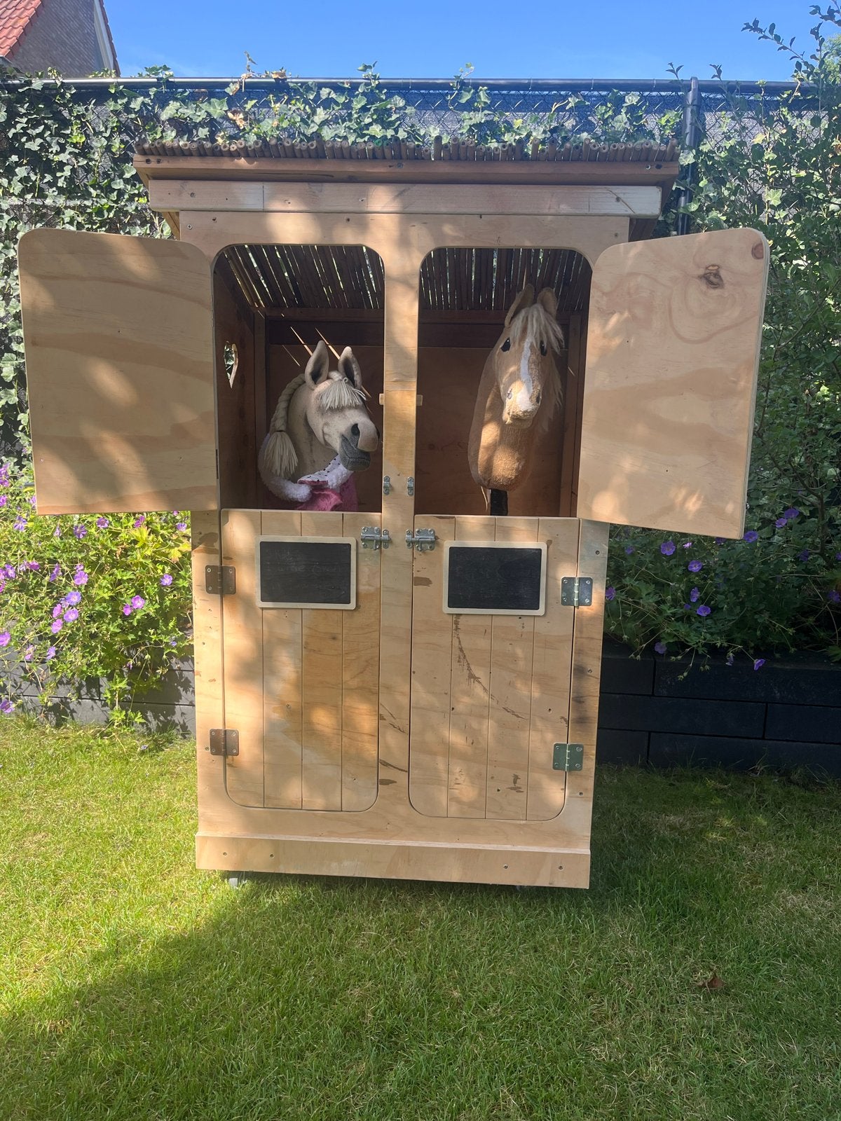 Hobbyhorse stal, Ophalen, Gebruikt, Hout
