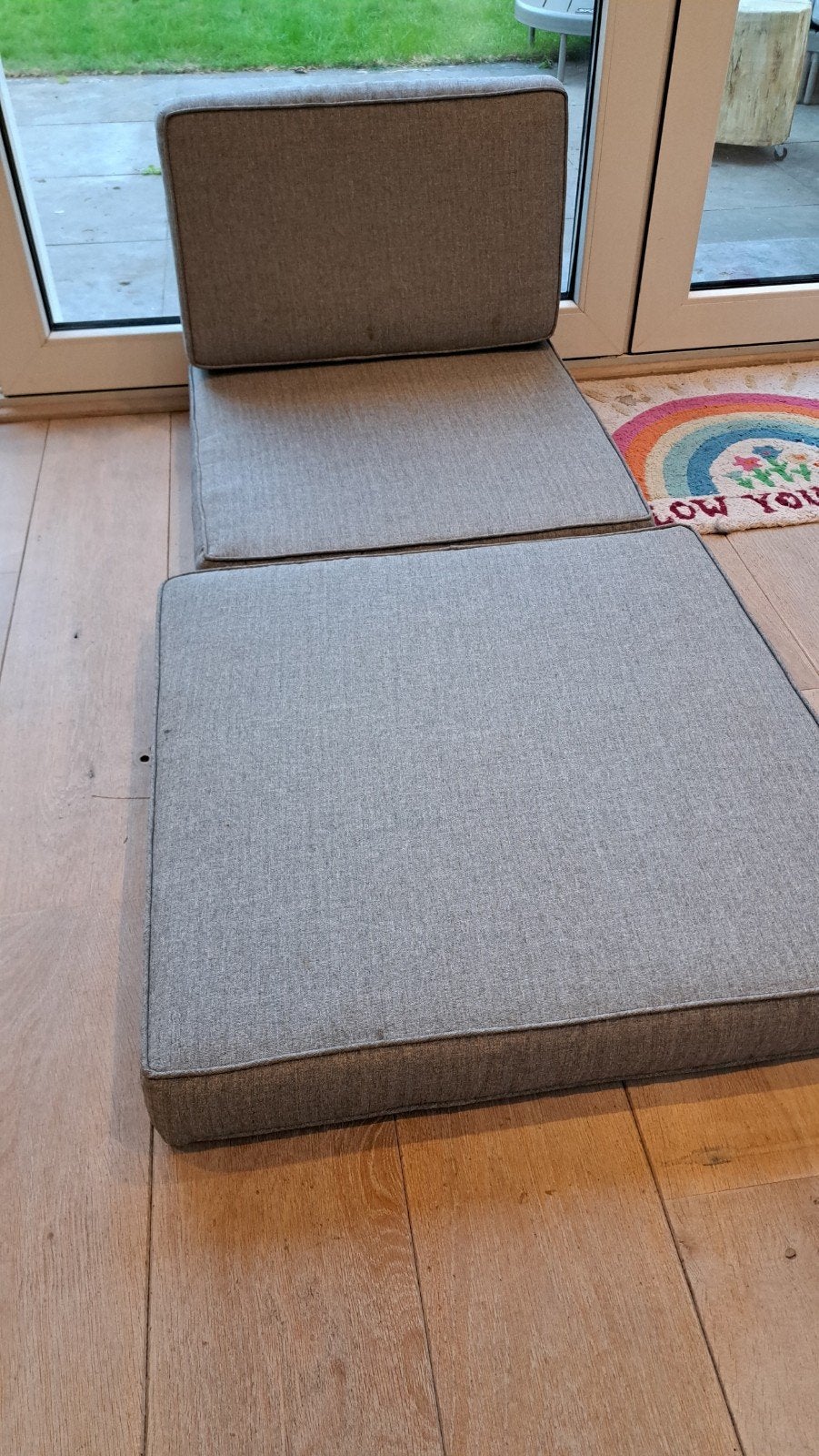Grijze stoffen (lounge)bankkussens, Ophalen, Modern, Comfortabel, Gebruikt, 150 tot 200 cm