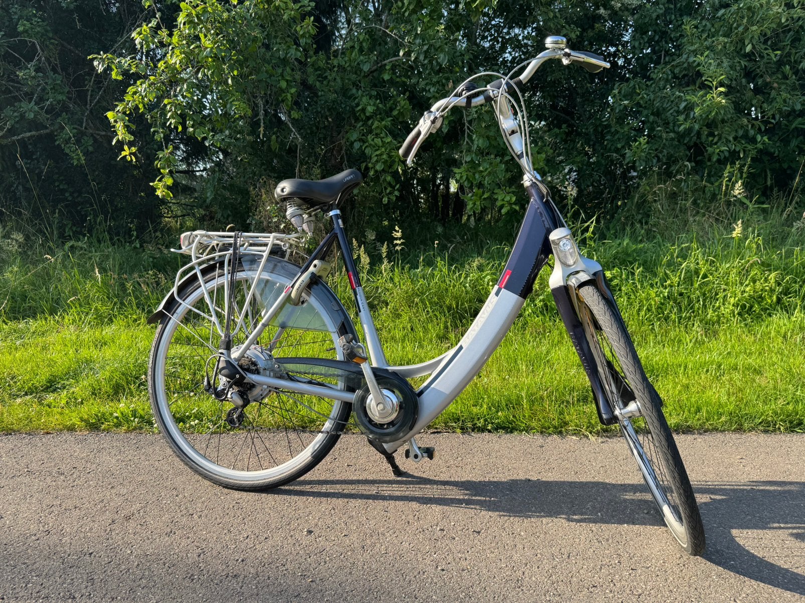 Batavus elektrische fiets met vervangen display & weinig kms, Ophalen, Zo goed als nieuw, Batavus