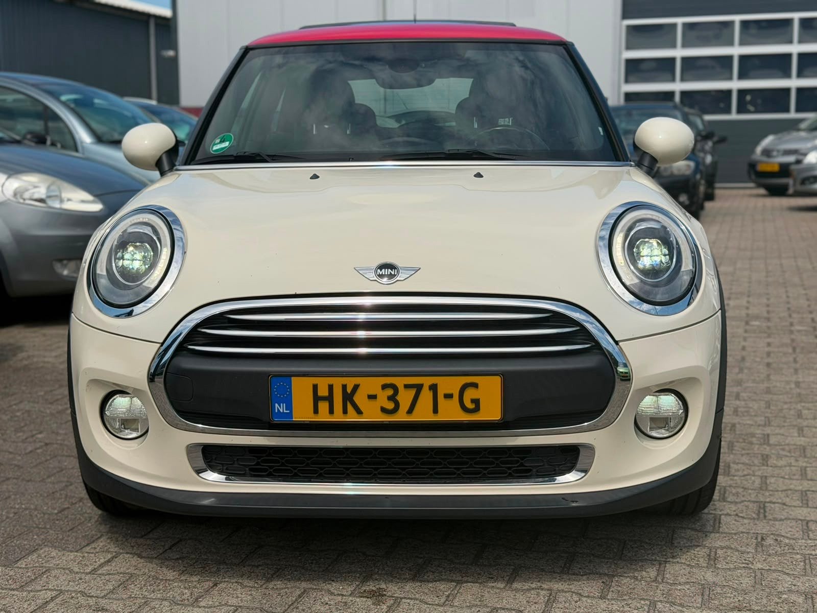 Mini One 1.2 Salt Business 2015 Xenon Panorama 140.000 KM, Auto's, Mini, Gebruikt, Euro 6, 4 stoelen, 1198 cc