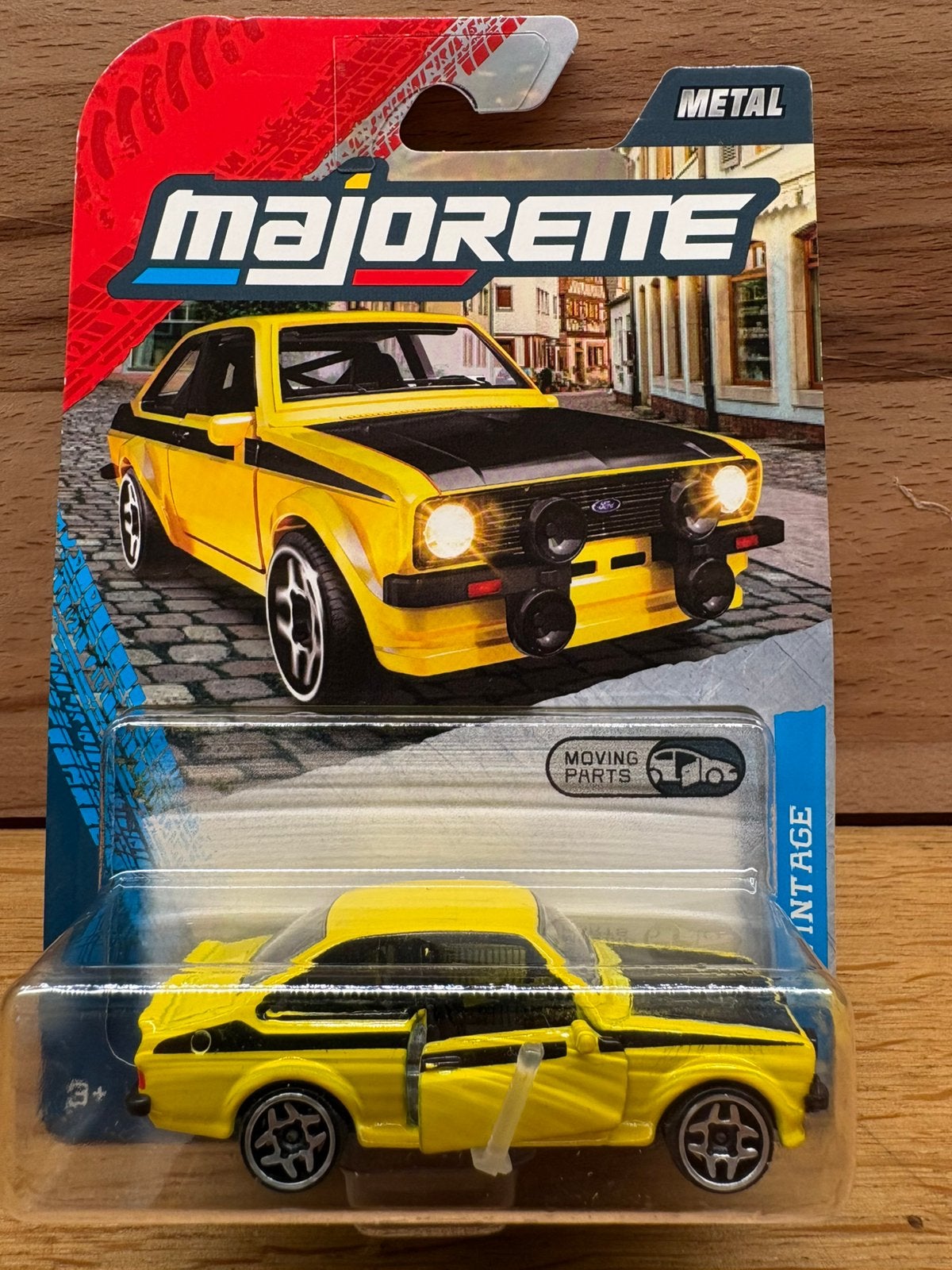 Majorette Ford Escort Geel, Ophalen of Verzenden, Nieuw, Auto