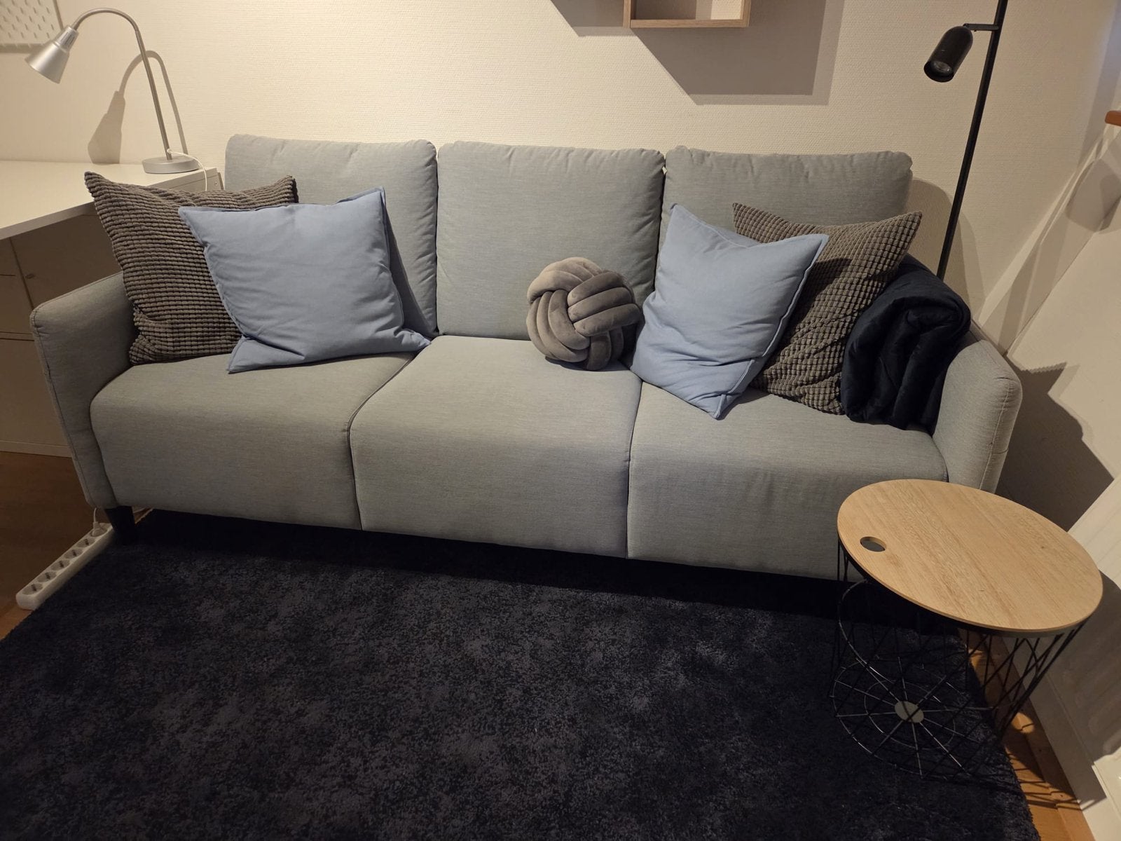 IKEA bankje 193x83 cm met kussens en kleed, Huis en Inrichting, Banken | Bankstellen, Gebruikt, 150 tot 200 cm, Driepersoons, 75 tot 100 cm