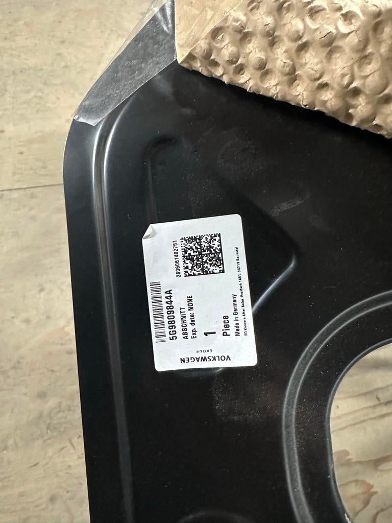 VW Golf 7 station rechter achterscherm plaatwerk deel, Ophalen, Volkswagen, Nieuw, Spatbord