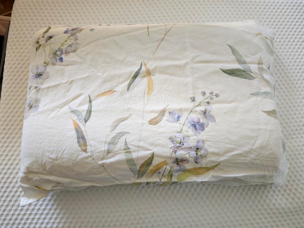 pillow, Ophalen, Zo goed als nieuw, Beige, Rechthoekig