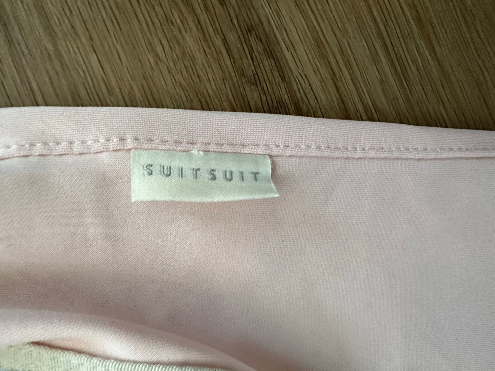 SUITSUIT Kleine Koffer Beschermhoes Roze, Sieraden, Tassen en Uiterlijk, Koffers, Ophalen, Minder dan 50 cm, Zo goed als nieuw