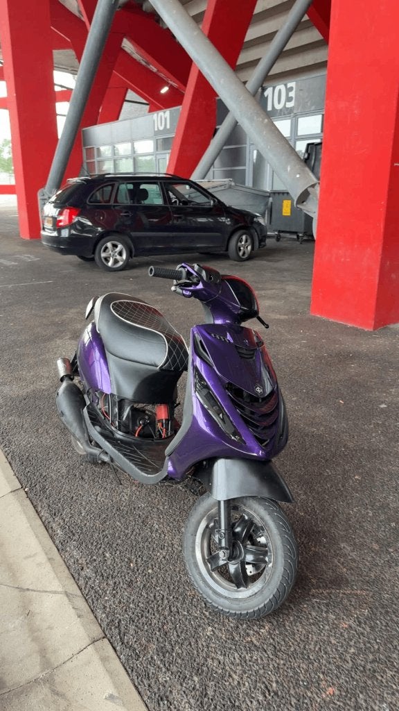 Piaggo zip Brom 70cc, Tweetakt, Maximaal 45 km/u, Ophalen of Verzenden, Zo goed als nieuw