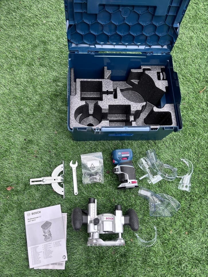 Nieuwe Bosch Professional GKF 18V-8 Kantenfrees 18V, Ophalen of Verzenden, Nieuw, Accu, Kantenfrees