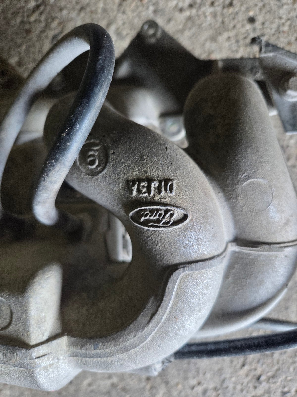 FORD ESCORT XR3 i inlaatspruitstuk 50 euro verzenden 8.25 eu, Ophalen of Verzenden, Ford