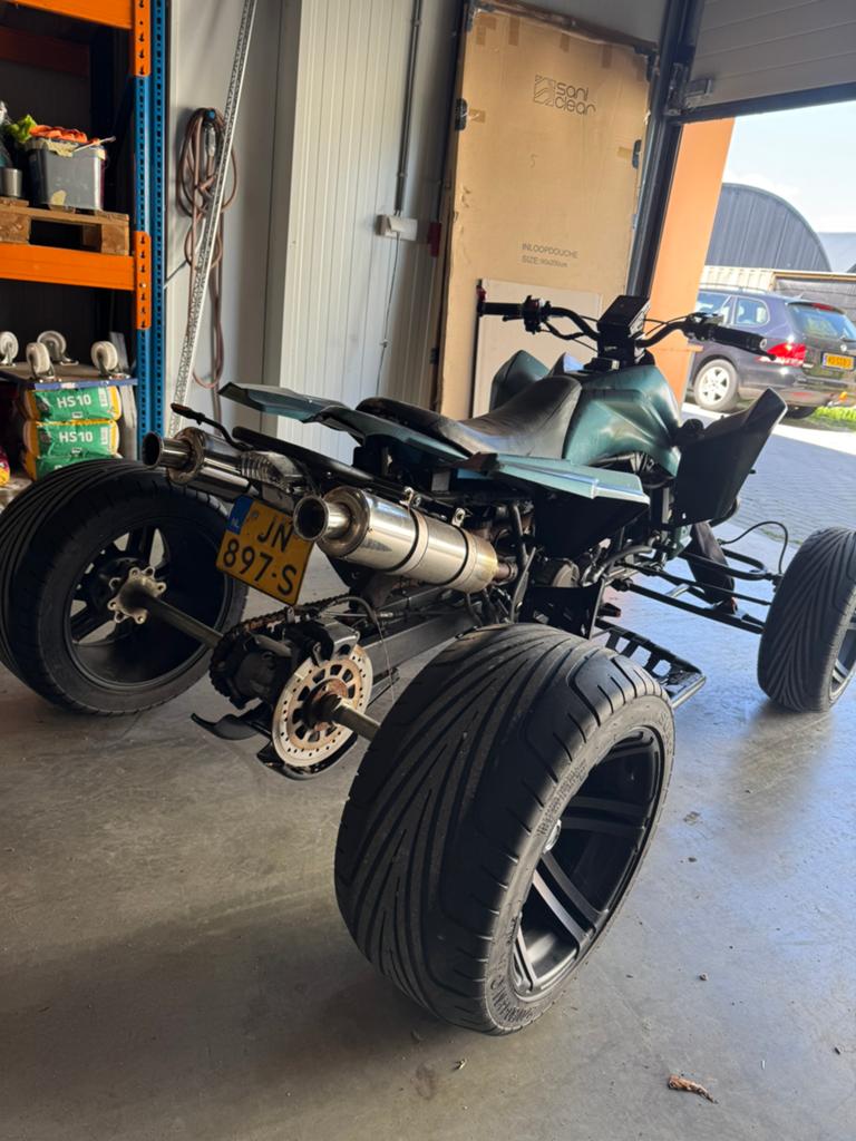 Quad op kenteken auto rijbewijs 250cc  ( koopje )