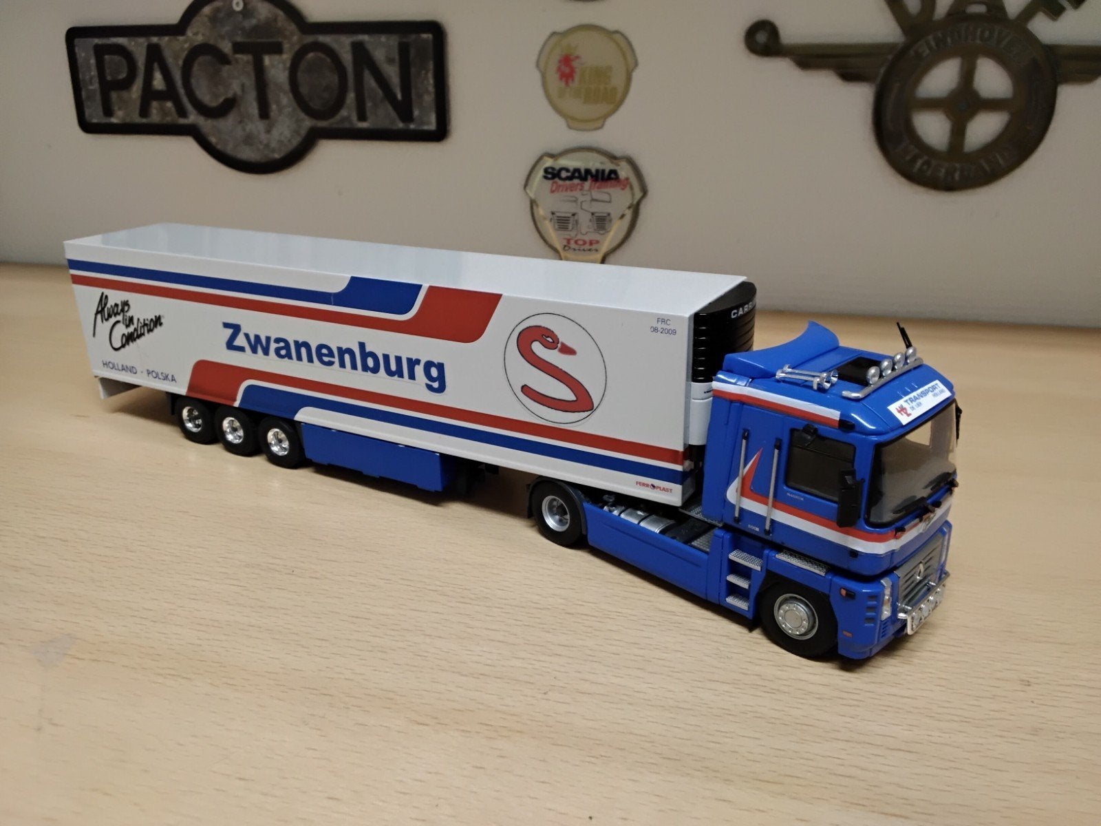 Tekno Renault, Overige merken, 1:32 tot 1:50, Ophalen of Verzenden, Zo goed als nieuw