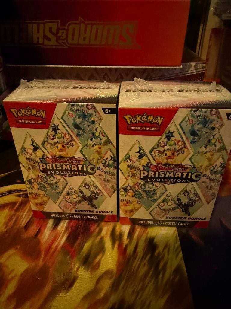 Pokemon prismatic bundels , 2 beschikbaar., Hobby en Vrije tijd, Verzamelkaartspellen | Pokémon, Ophalen, Nieuw, Booster