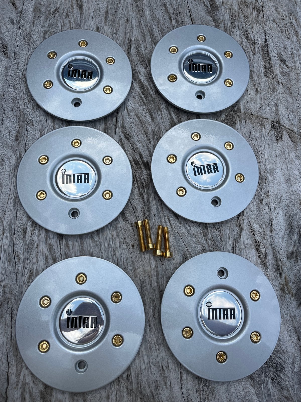 Intra 055 Naafkappen Set - Zilver met Gouden Boutjes, Ophalen of Verzenden, Gebruikt