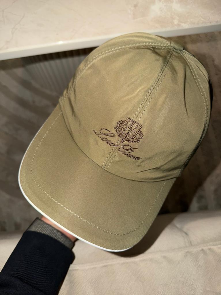 Loro Piana Pet - Zo goed als nieuw, Kleding | Heren, Hoeden en Petten, Ophalen of Verzenden, Zo goed als nieuw, One size fits all