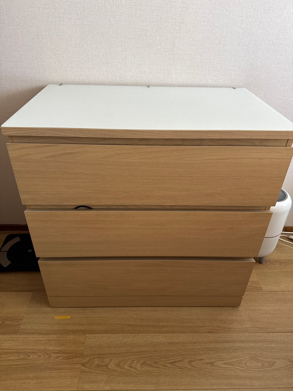 IKEA Storklinta ladekast 3 lades eiken met glazen plaat, 3 of 4 laden, Ophalen, Zo goed als nieuw, Eikenhout