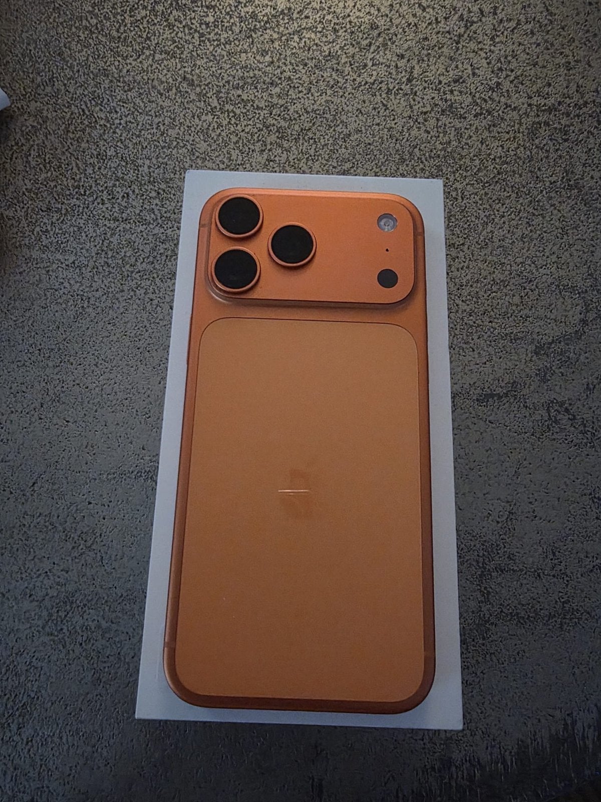 iPhone 17 Pro Max 256GB – Oranje – 100% batterij, Overige modellen, Nieuw, Ophalen, 256 GB