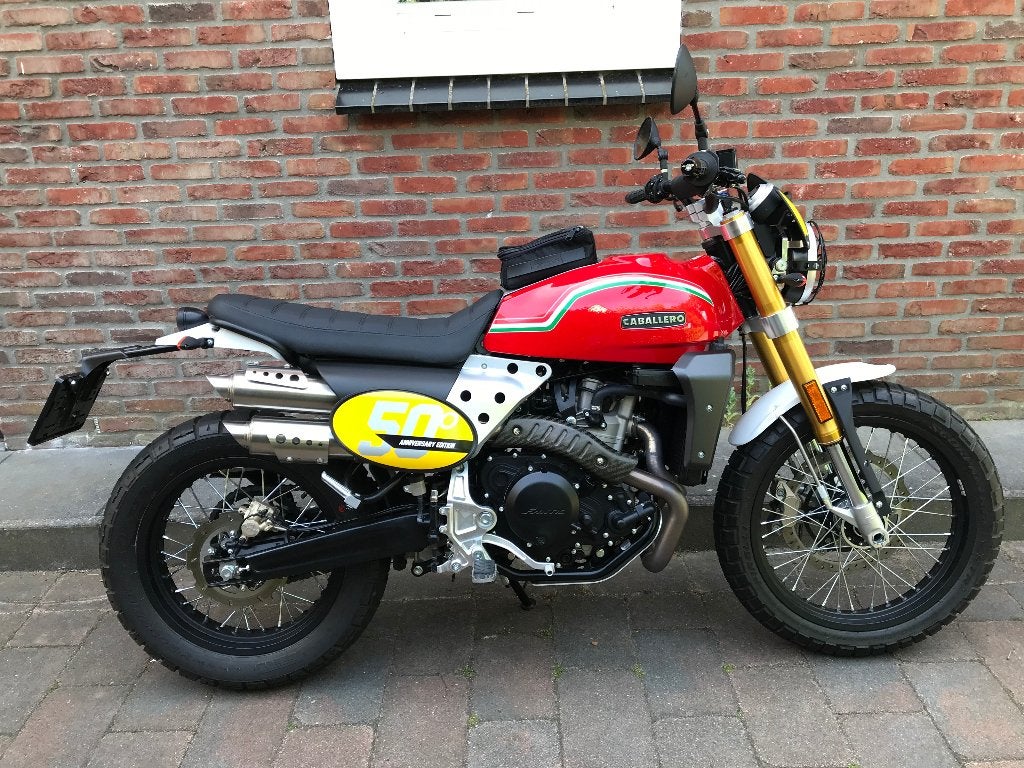 Fantic caballero 500 scrambler 2022 1300 km Nieuwstaat !!, Motoren, 450 cc, LED Verlichting, Nieuw, Overig