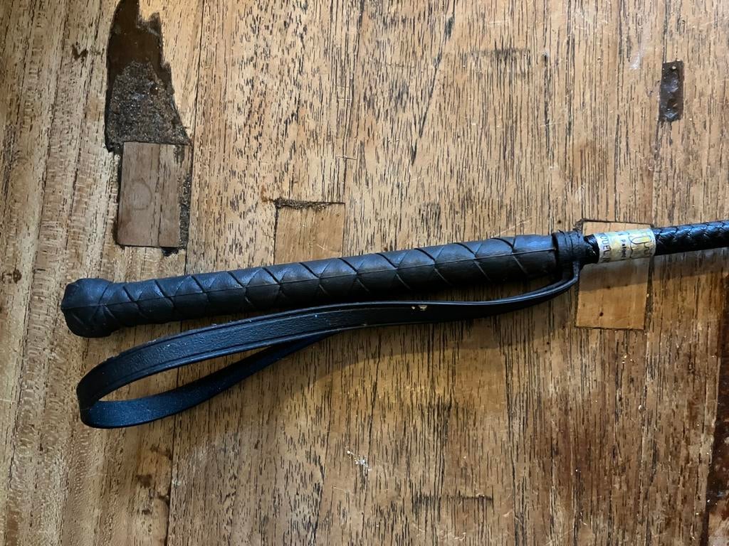 Zweep paardrijden zwart plm 100cm, Ophalen of Verzenden, Gebruikt, Dressuur