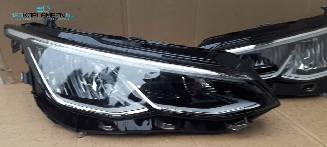 Volkswagen Golf 8  Full LED koplamp koplampen, Auto-onderdelen, Gebruikt, -, Volkswagen, -