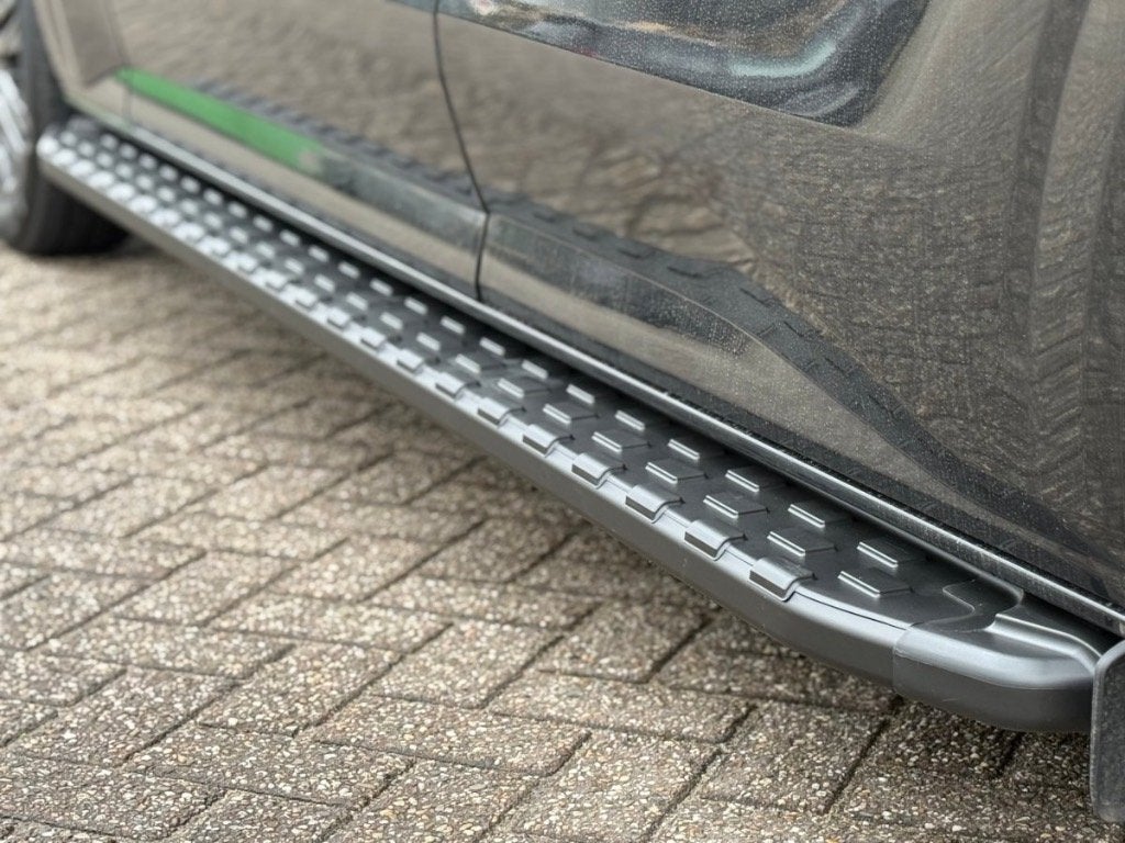 Ford Transit Custom treeplanken 2023 + lengte 2 Zwart, Auto-onderdelen, Ophalen of Verzenden, Nieuw
